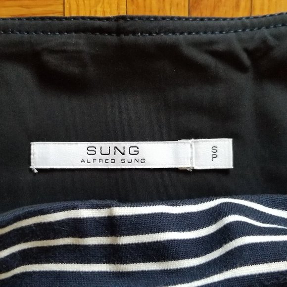 EUC - SM SUNG Blue and White Striped Pencil Skirt - Picture 3 of 4